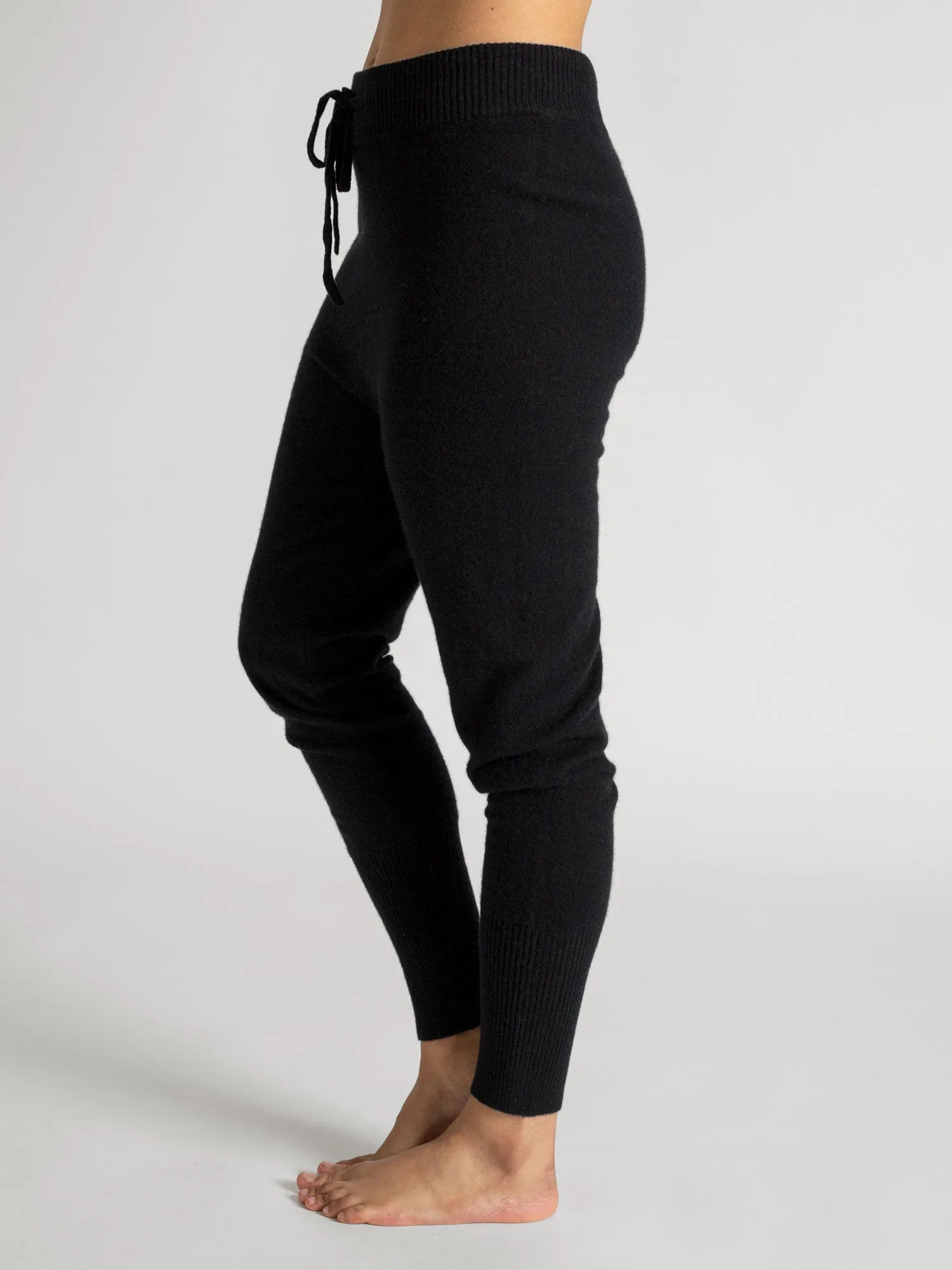 Kashmirbukse "Chill Pants" - Sort