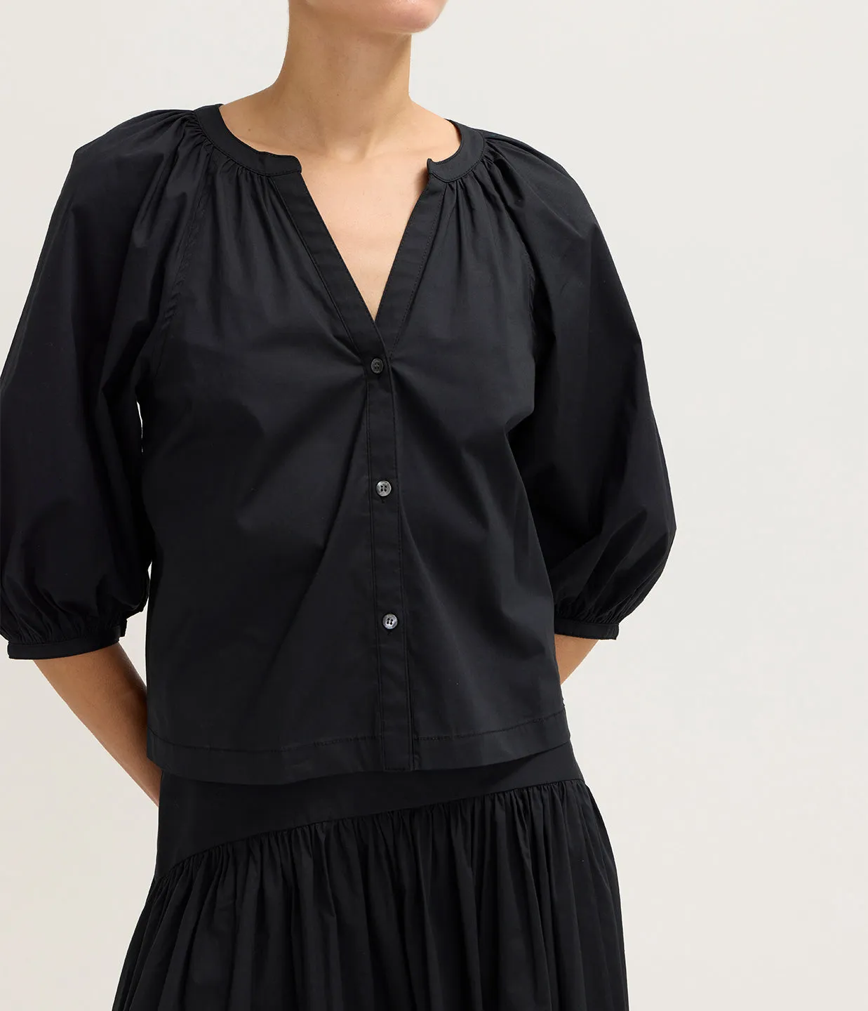 New Dill Top in Black
